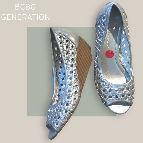 BCBGenervation Tylar Silver Woven Open Toe Wedge Heel - Size 6.5 - Picture 6 of 16